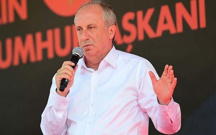 CHP Cumhurbaşkanı Adayı İzmir mitinginde millete tepki gösterdi