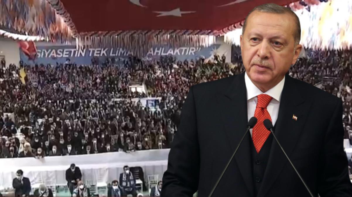 Cumhurbaşkanı Erdoğan'dan 'Pandemiye rağmen kalabalık kongreler yapıyorlar' eleştirilerine yanıt