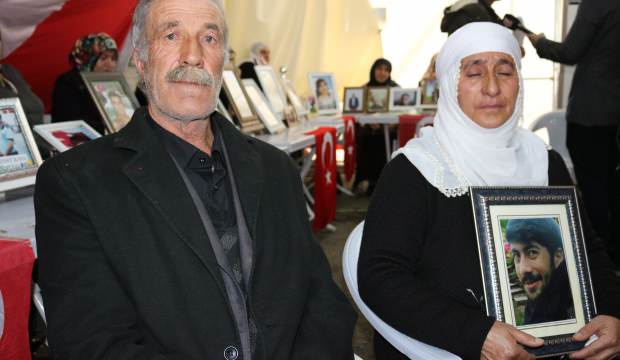 Diyarbakır'daki evlat nöbetine 2 aile daha katıldı