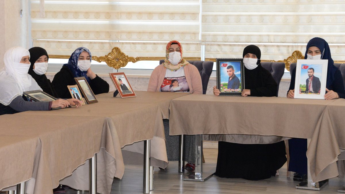 Diyarbakır nöbetinde 20 aile evladına kavuştu