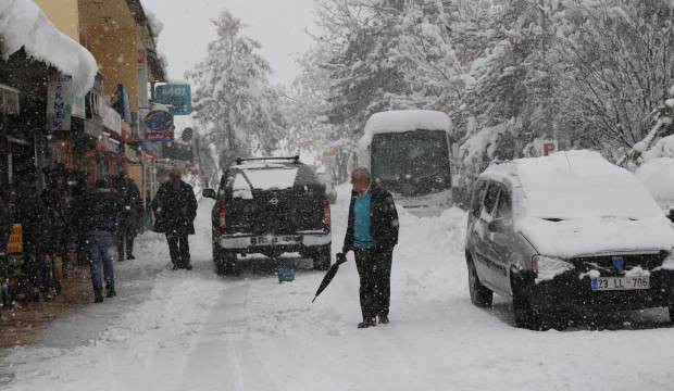 Tunceli’de yoğun kar yağışı, kapalı köy yolu 200'e ulaştı