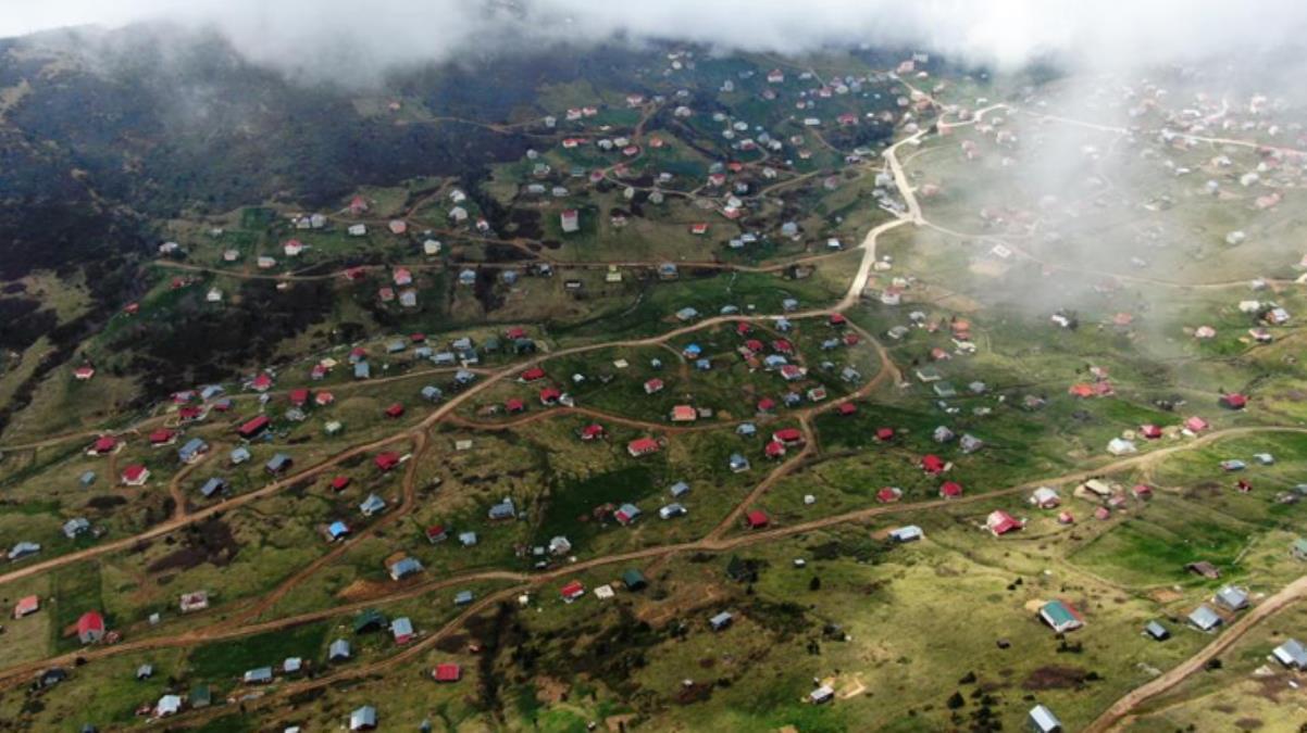 2 bin 182 rakımlı Sisdağı Yaylası kaçak yapı cenneti haline geldi! Yöre sakinleri 'Türkiye'nin 82. ili' olarak anıyor