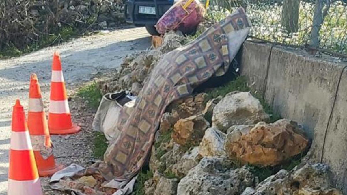 81 yaşındaki kadın, taş duvar üzerinde oturur halde ölü bulundu