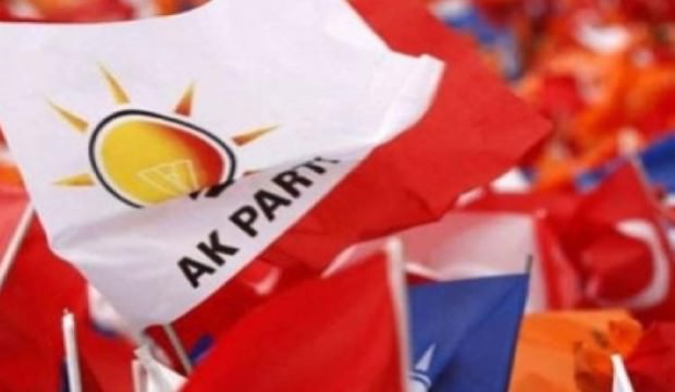 AK Parti'de istifa