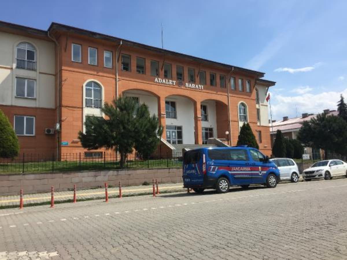 Arazi anlaşmazlığı yüzünden eski eşini öldüren 51 yaşındaki kadın tutuklandı