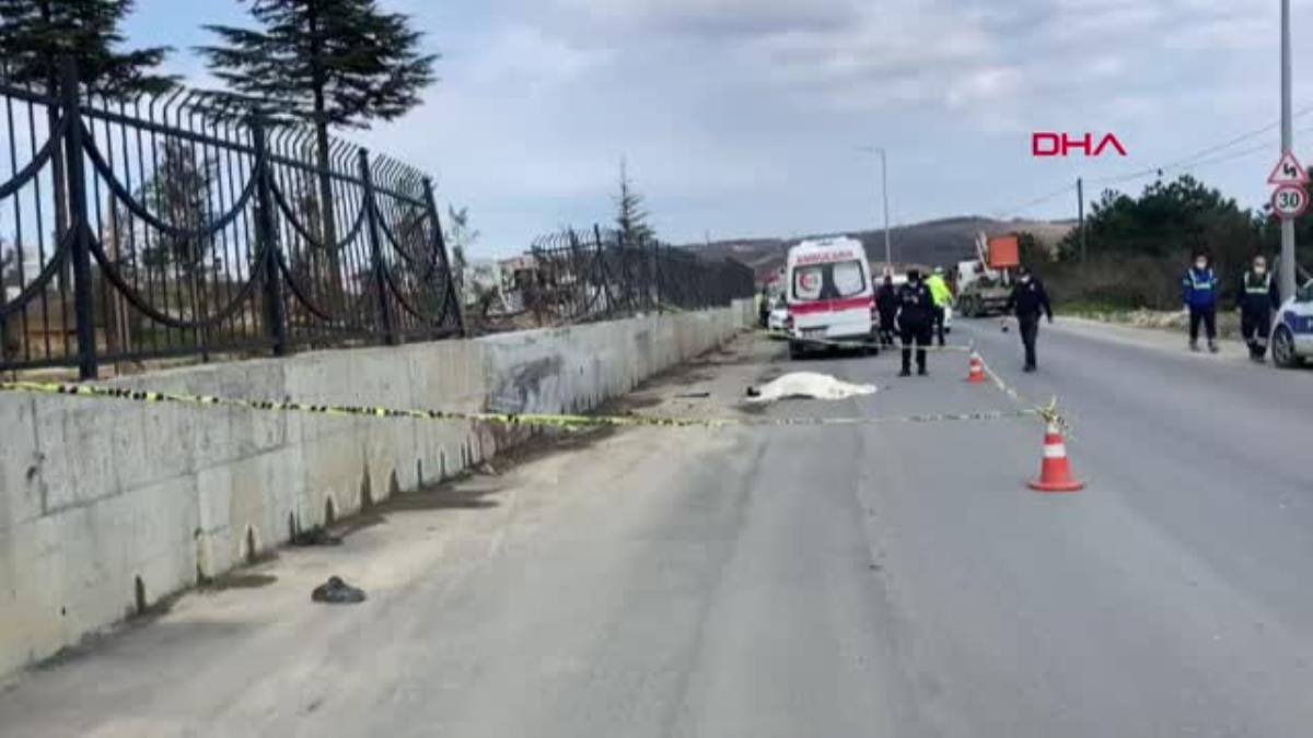 Arnavutköy'de feci kaza: Kamyon ile duvar arasında kalan şoför öldü