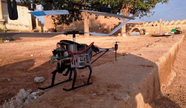 Ayn İsa'da drone helikopter düşürüldü