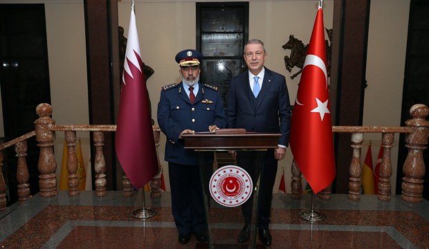 Bakan Akar el-Ganim'i ile görüştü