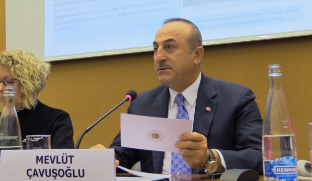 Bakan Çavuşoğlu İtalyan mevkidaşı Di Maio ile görüştü