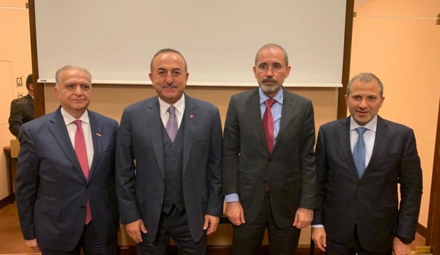 Bakan Çavuşoğlu'ndan diplomasi trafiği