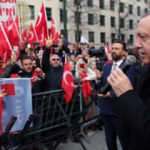 Başkan Erdoğan gurbetçileri uyardı: Aman dikkat