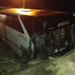 Bursaspor taraftarlarını taşıyan otobüs ile tır çarpıştı: 15 yaralı