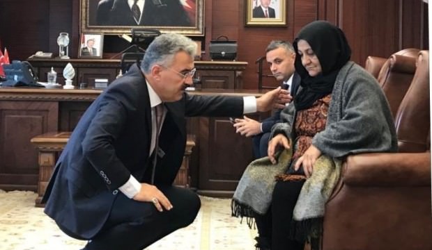 CHP'li vekilden İzmir Valisi'ne övgü dolu sözler