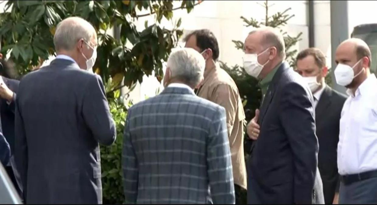 Cumhurbaşkanı Erdoğan, AK Parti İl Başkanlığı'nı ziyaret etti
