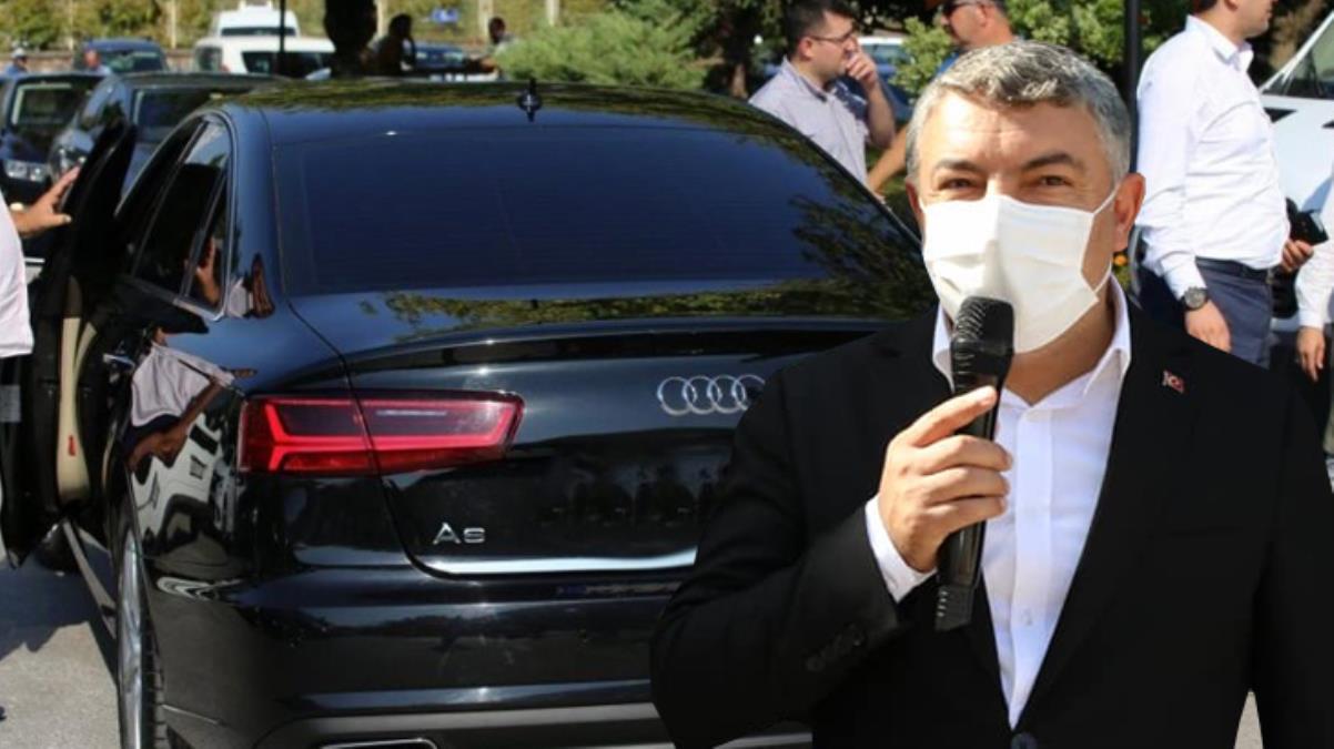 Dilovası Belediye Başkanı Hamza Şayir, ilçedeki bütün öğrencilere tablet dağıtıyor