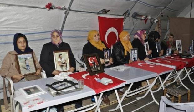 Diyarbakır'daki evlat nöbetinde 94. gün