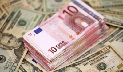 Dolar ve Euro Önüne Geçilemiyor