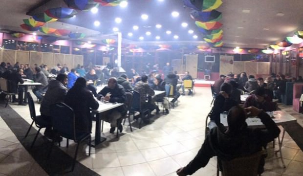 Düğün salonuna 'kumar' operasyonu: 102 gözaltı