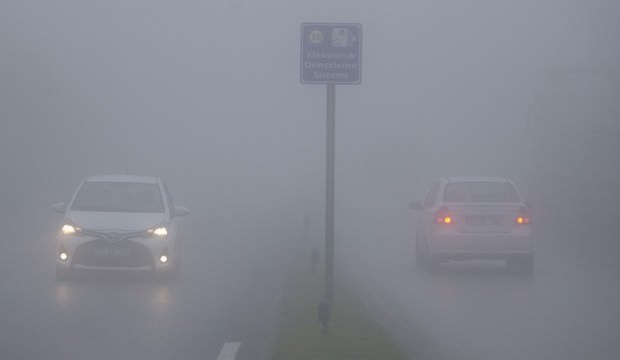 Edirne'de sis: Görüş mesafesi 30 metreye düştü
