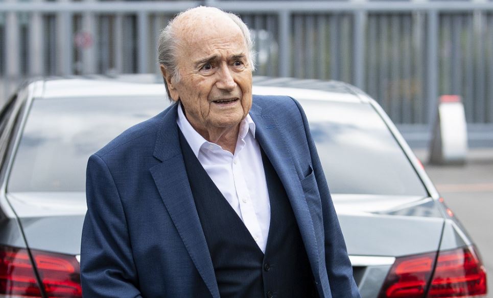 Eski FIFA Başkanı hastaneye kaldırıldı! Ailesinden ilk açıklama...