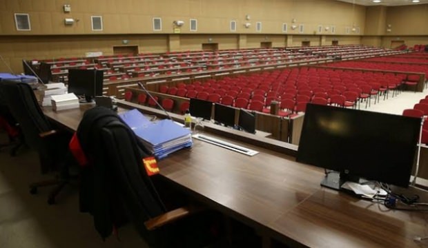 Eski HSYK üyesi Berberoğlu'na 12 yıl hapis