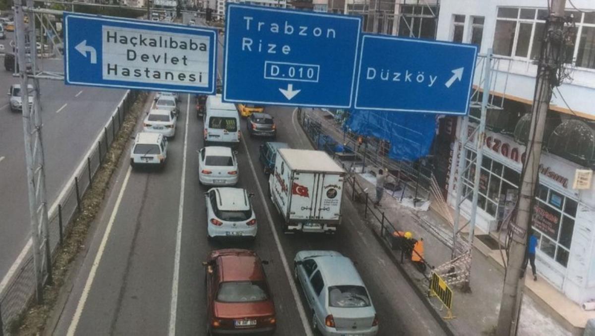 Fahri trafik müfettişi, müdürü olduğu iş yerinin önüne oturup gelene gidene ceza yazdı; kent karıştı
