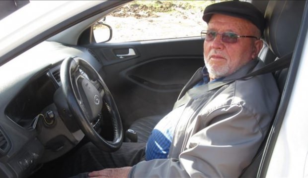 Felçli eşi için 74 yaşında ehliyet aldı