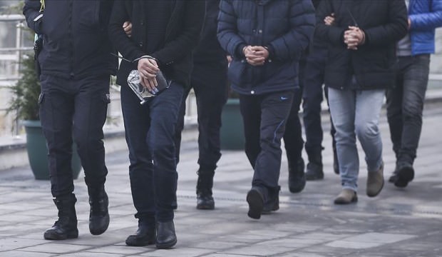 FETÖ'ye büyük operasyon: Çok sayıda gözaltı var