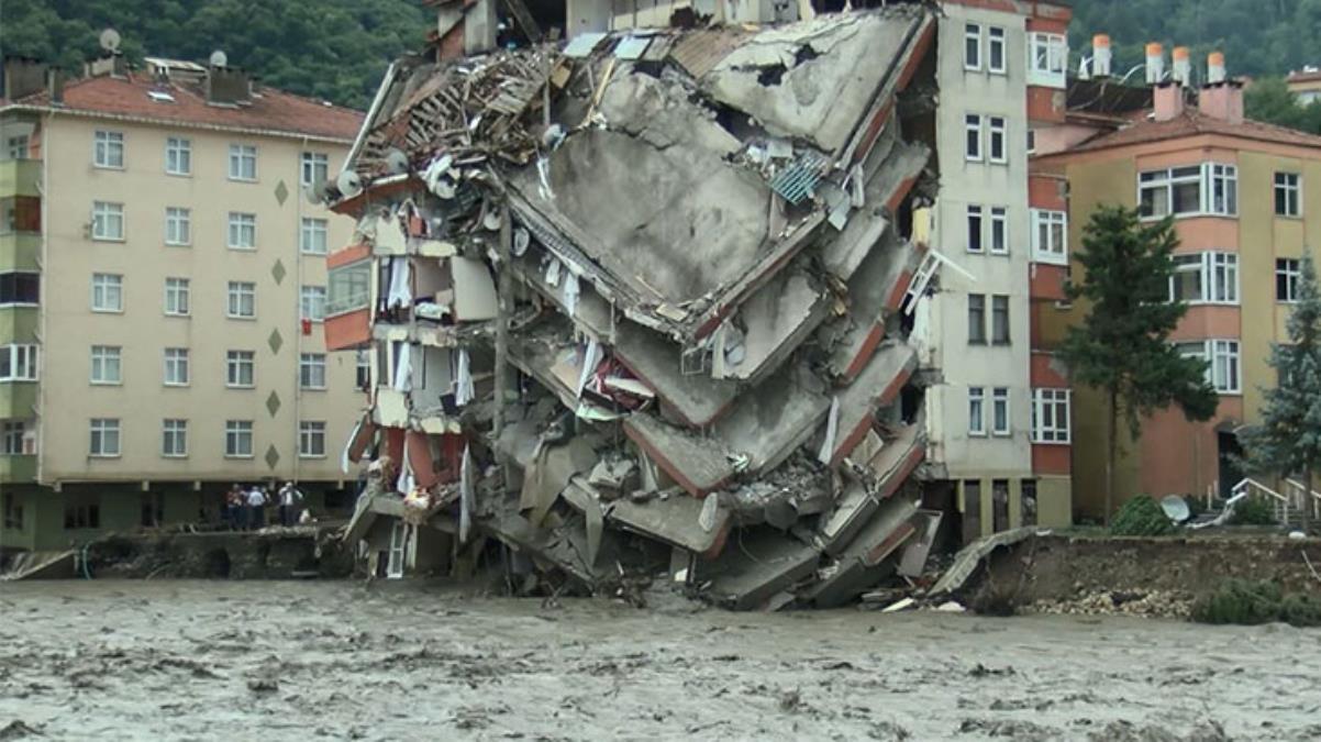 Geçtiğimiz günlerde felaketi yaşayan Batı Karadeniz için Meteoroloji'den sel uyarısı! Gece yarısı etkili olacak