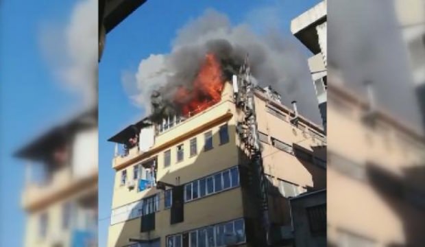 Güngören'de tekstil atölyesi alev alev yandı