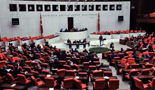 'Güvenlik soruşturması' Plan ve Bütçe Komisyonunda kabul edildi