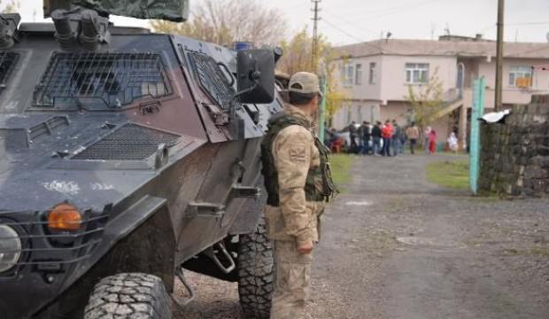 İki aile birbirine girdi: Çok sayıda yaralı var!