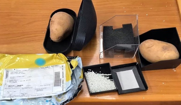 İnternetten gözlük siparişi verdi, kutudan patates çıktı!