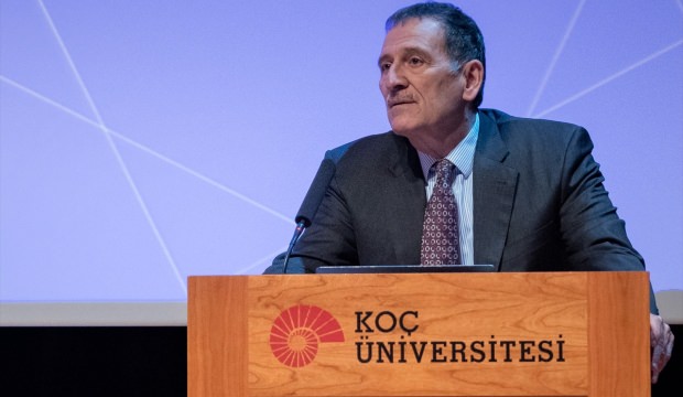 İran'da 2 Türk bilim insanına ödül verildi