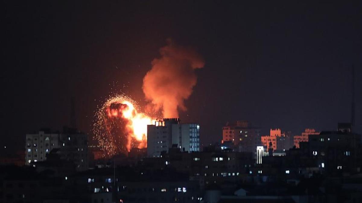 İsrail'in Gazze'ye düzenlediği saldırılarda hayatını kaybedenlerin sayısı 35'e yükseldi