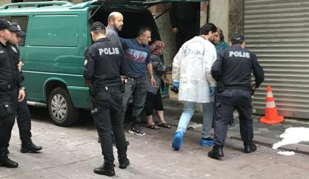 İstanbul'da dehşet: Eşini, oğlunu ve damadını silahla vurdu