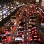 İstanbul durdu: Yoğunluk yüzde 76'ya çıktı!