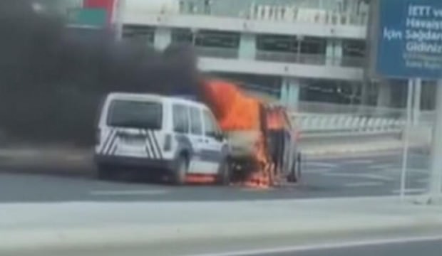 İstanbul Havalimanı girişinde yangın! Polis aracına sıçradı...