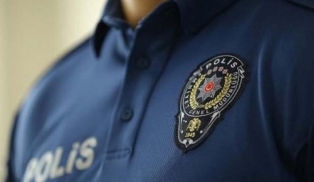 İstanbul Havalimanı'nda sigarayı bırakan polislere altın ödülü