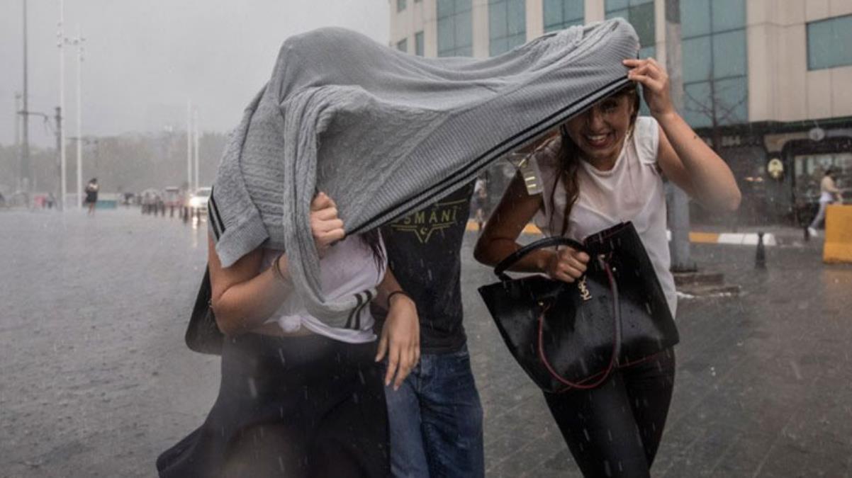 İstanbullular dikkat! Meteoroloji uyardı, öğleden sonra kuvvetli yağış geliyor