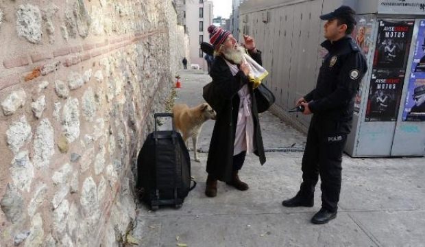 İstiklal Caddesi'nde evsiz adamın valizi polisi alarma geçirdi