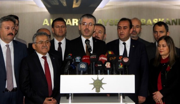 İyi Partili belediye başkanı AK Parti'ye geçti