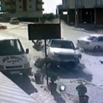 Kazaya neden oldu, yaralıya yardım etmek yerine telefonuyla konuştu