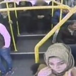 Kızını rahatsız ettiğini iddia ettiği şahsa anneden yumruk