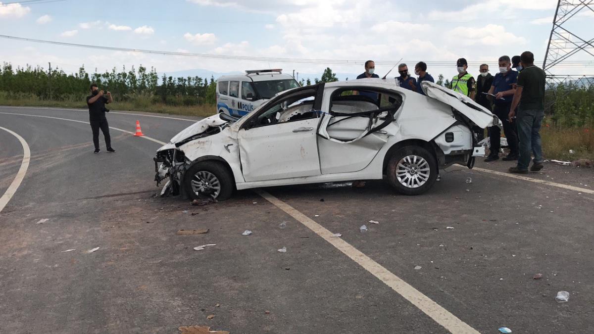 Kuzey Marmara Otoyolu'nda otomobil devrildi: 1 ölü, 2 yaralı