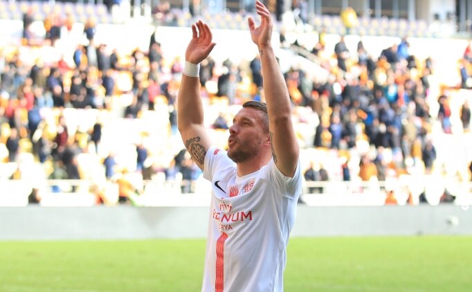Lukas Podolski: 