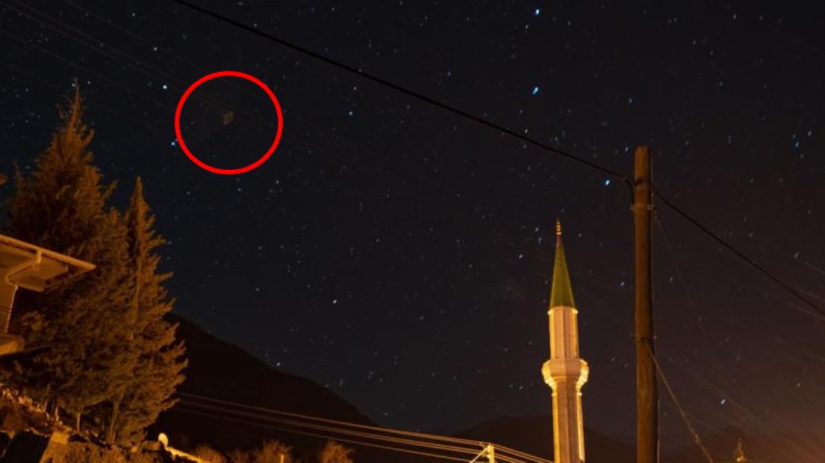 Makinesini ayarlarken çektiği fotoğrafı bilgisayarda yakınlaştırınca gözlerine inanamadı