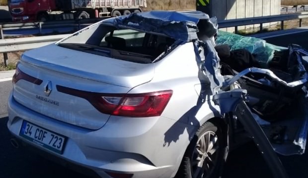 Mersin'de otomobille tır çarpıştı: 1 ölü 3 yaralı