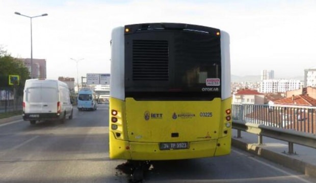 Pendik'te İETT otobüsünden akan yağ zincirlemeye kazaya neden oldu