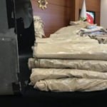 Polis bile şaştı kaldı! Gelinliğe işlemişler